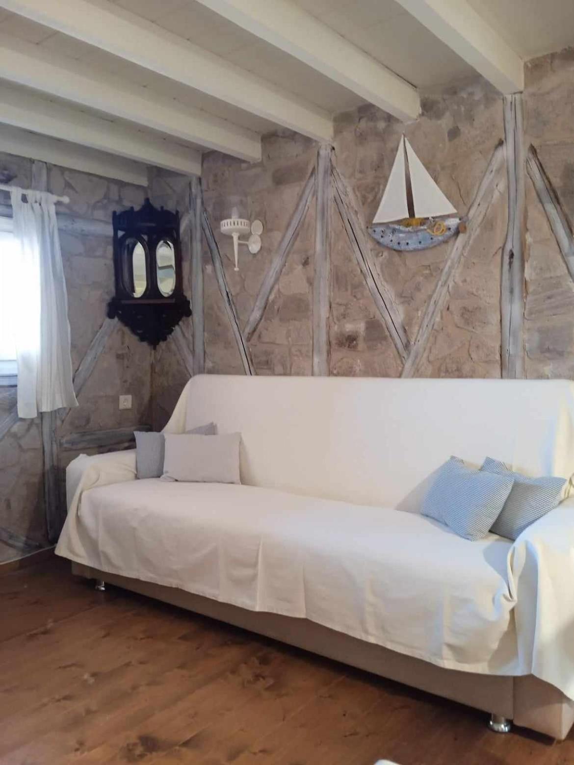 Lesvos Tower House Komninos Sígrion Buitenkant foto