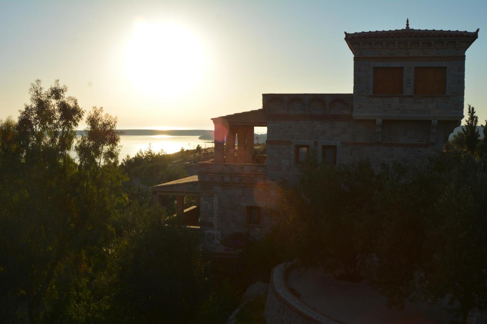 Lesvos Tower House Komninos Sígrion Buitenkant foto
