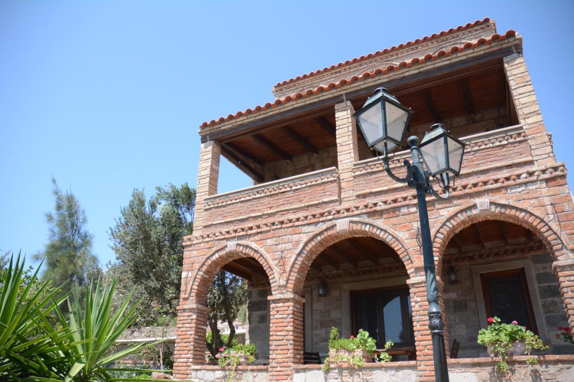 Lesvos Tower House Komninos Sígrion Buitenkant foto