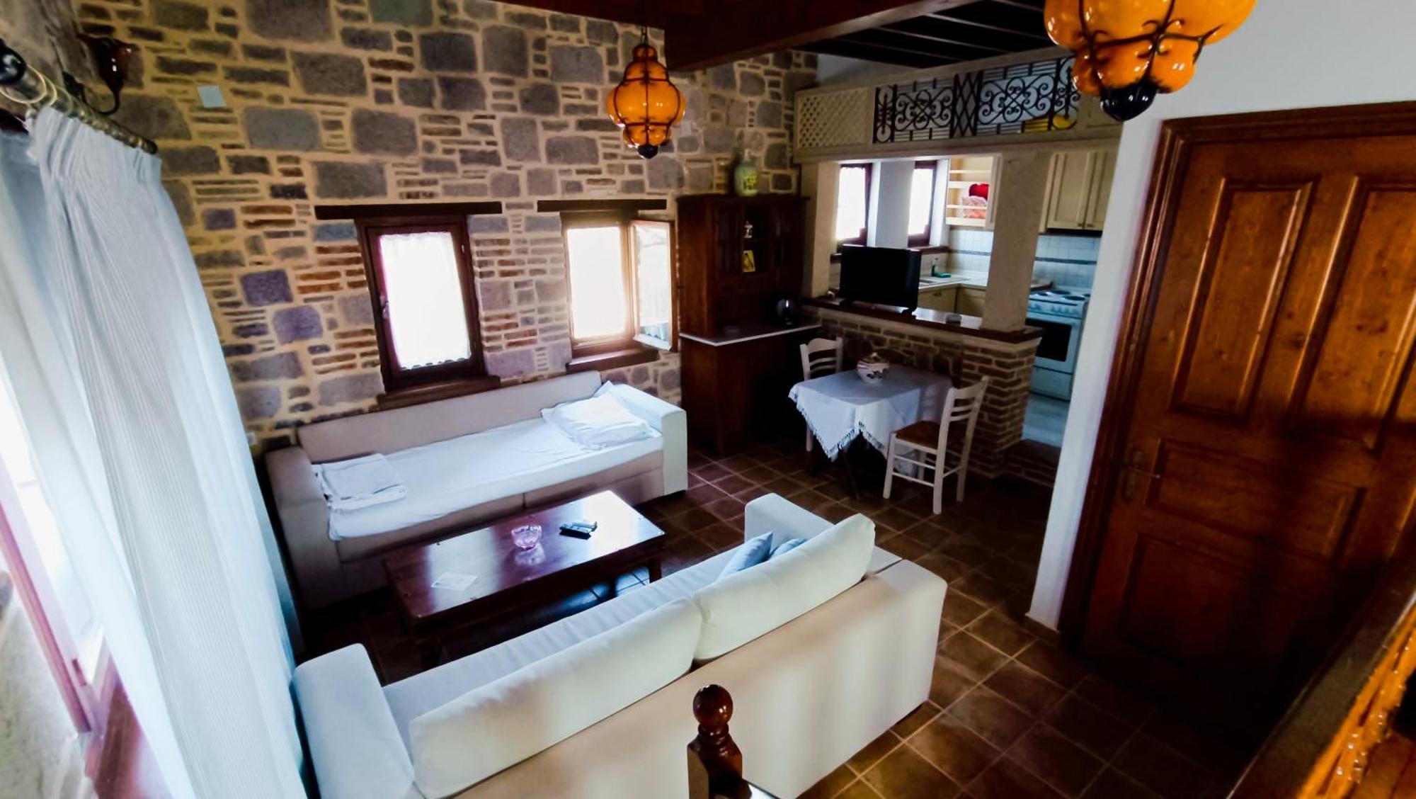 Lesvos Tower House Komninos Sígrion Buitenkant foto