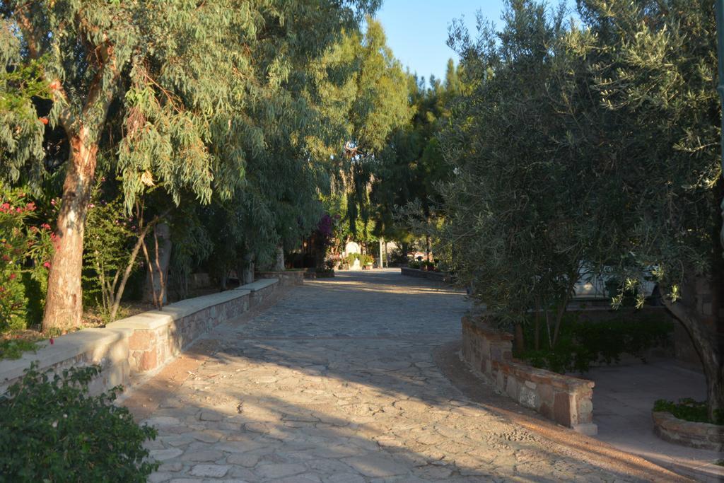 Lesvos Tower House Komninos Sígrion Buitenkant foto